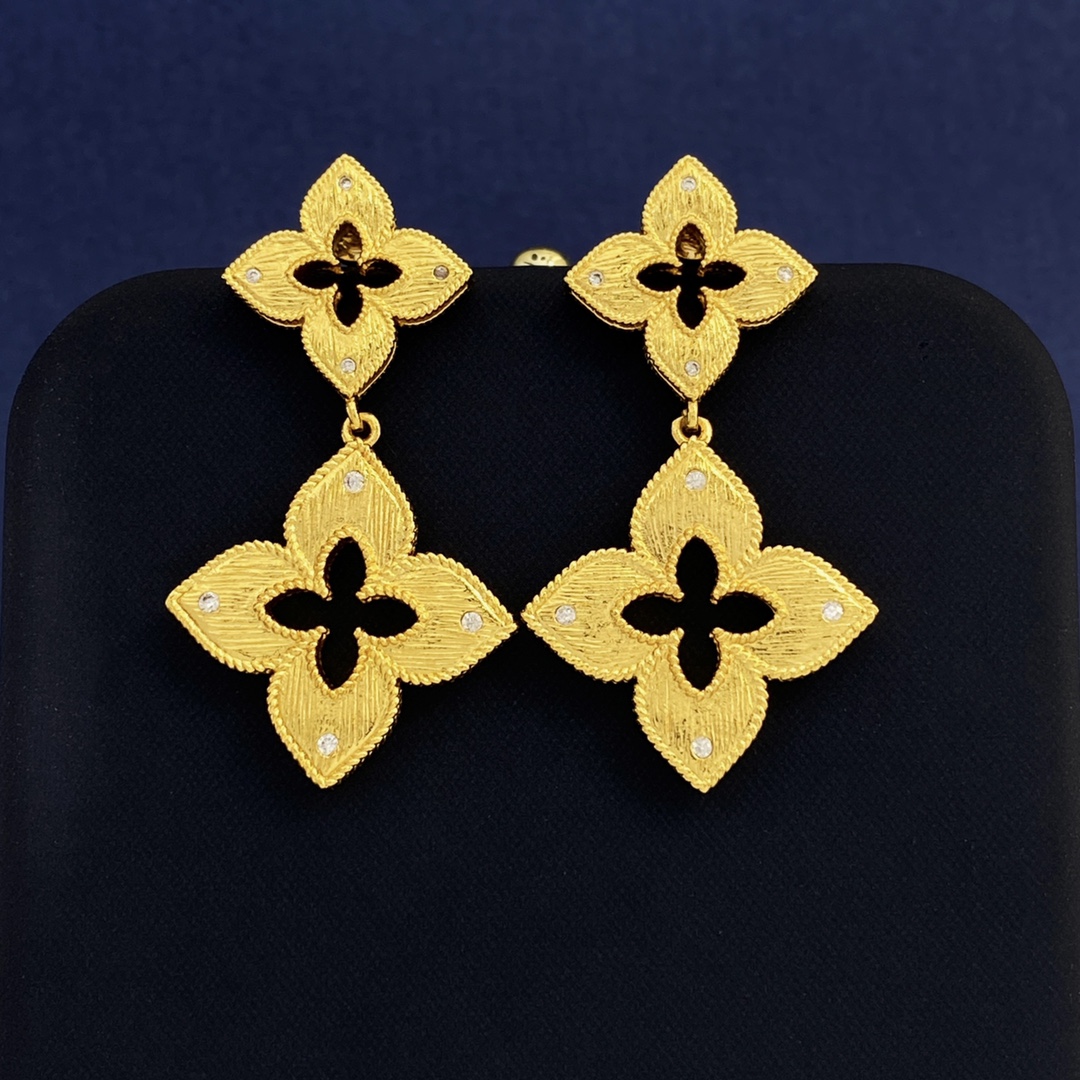 Roberto Coin Venetian Princess earrings Yellow gold with clear diamond accents 4cm drop length