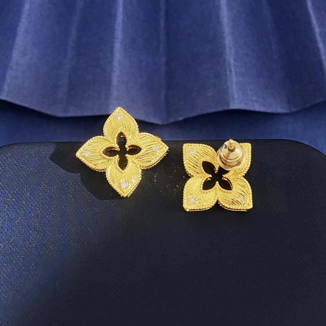 Van Cleef Arpels Venetian Princess earrings yellow gold with clear diamond accents 15mm