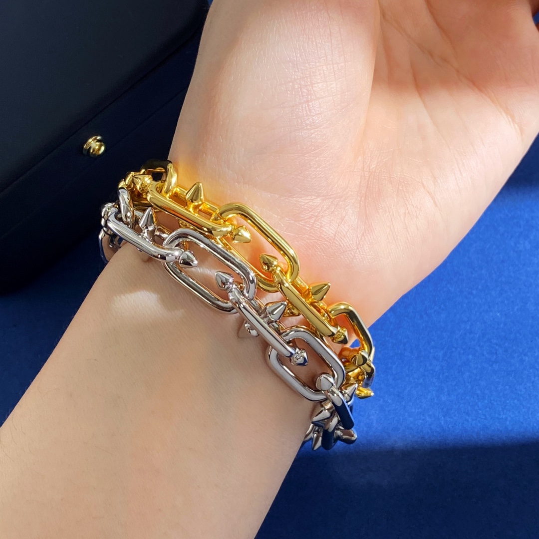Tiffany Tiffany Titan by Pharrell Williams bracelet polished gold-tone metal polished silver-tone metal no gemstones 7 inches