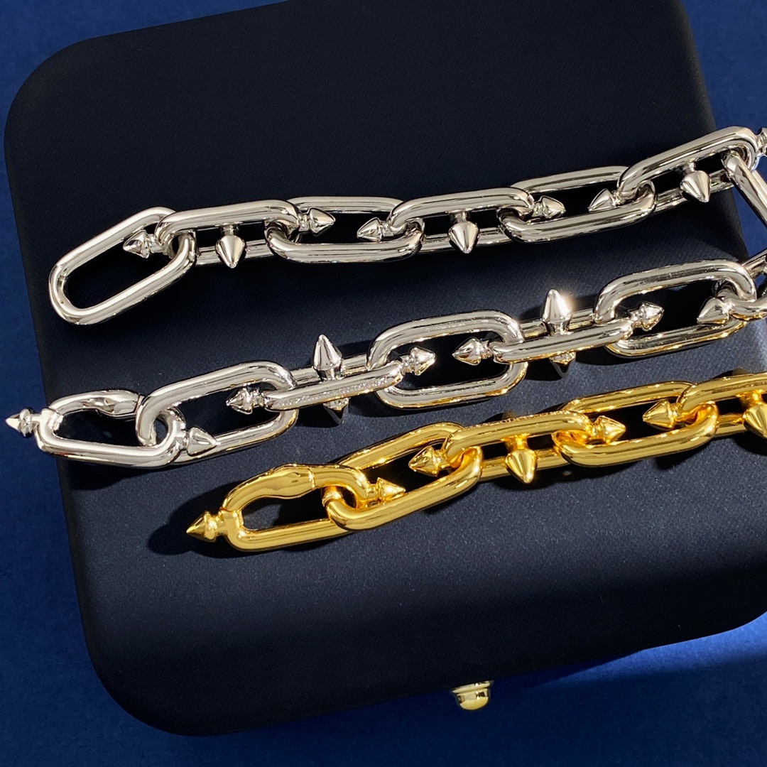 Tiffany Tiffany Titan by Pharrell Williams bracelet polished gold-tone metal polished silver-tone metal no gemstones 7 inches
