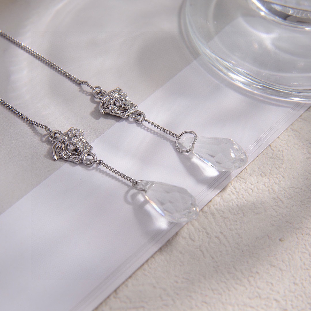 Luxury necklace