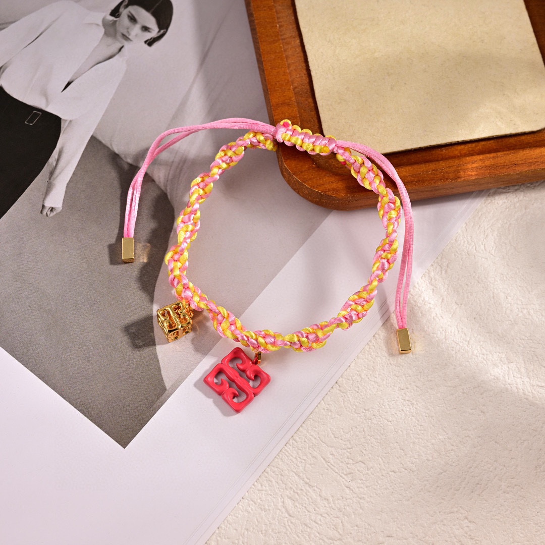 Luxury necklace