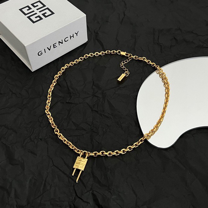 Luxury necklace