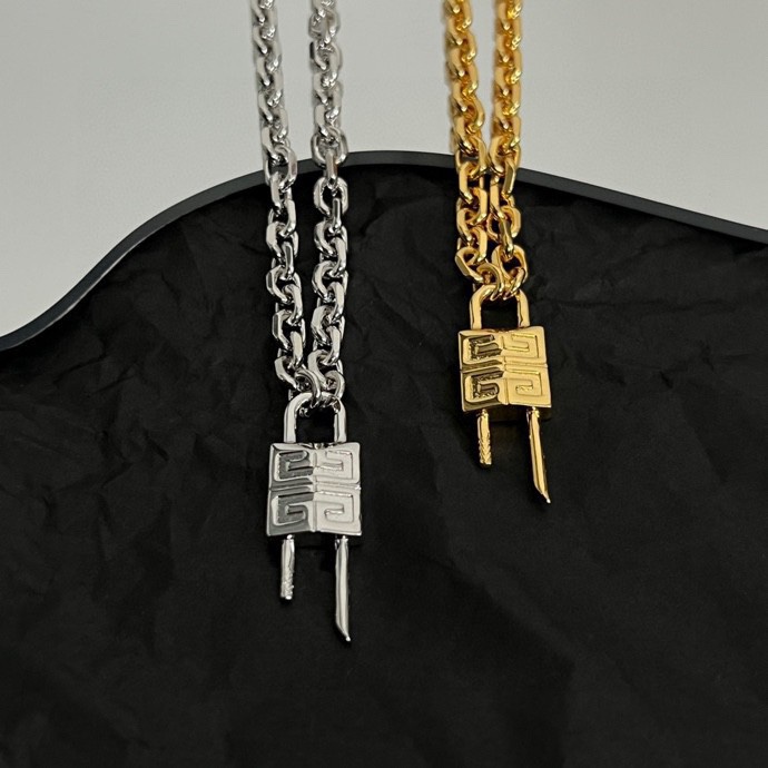 Luxury necklace
