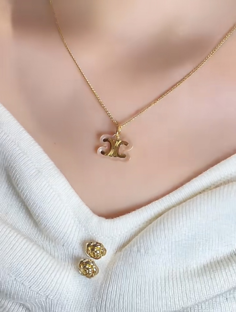 Celine Triomphe Resin Pendant necklace gold-tone metal with clear transparent resin 45cm with 5cm extender