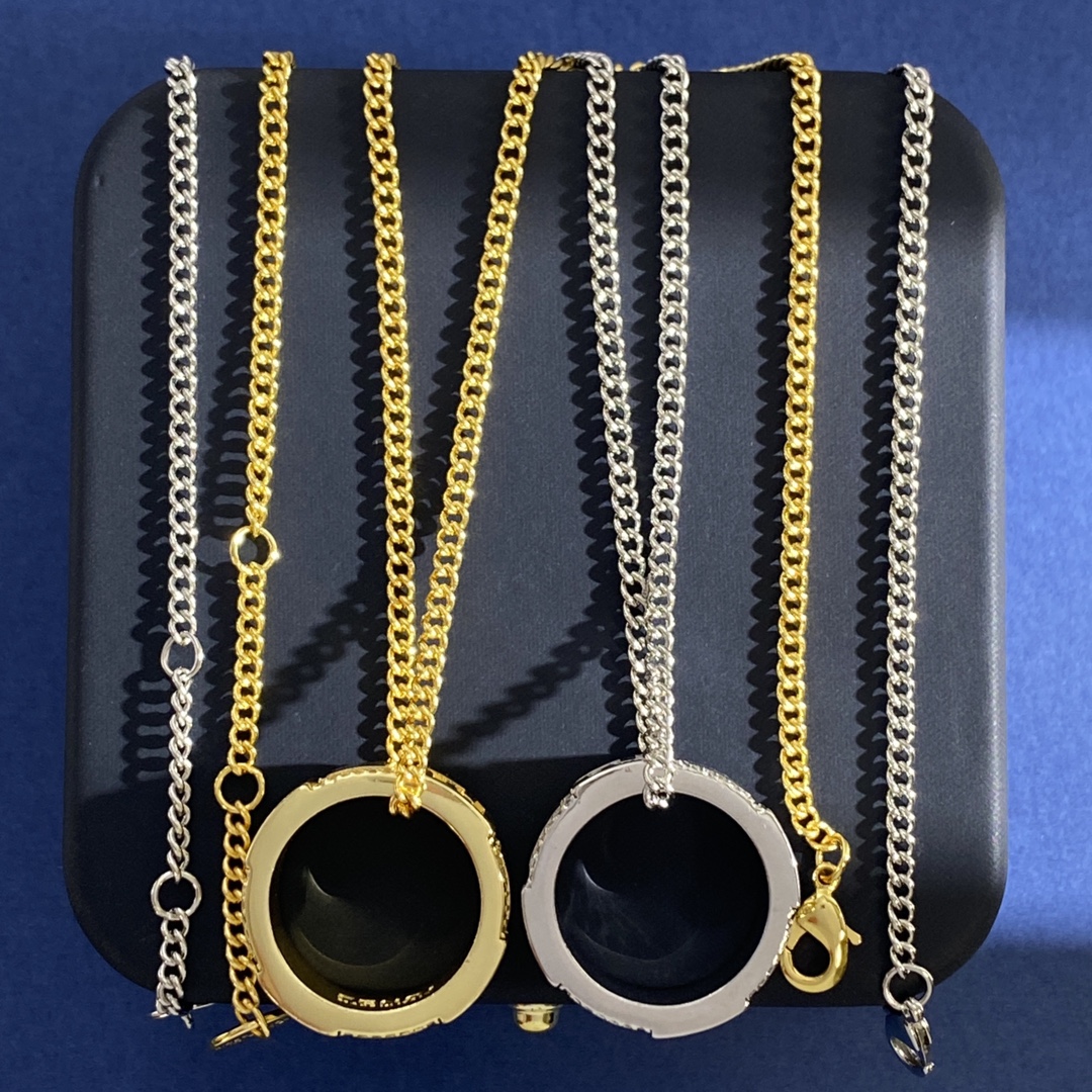 Fendi FF Ring Pendant Necklace necklace Gold-tone metal with clear cubic zirconia Silver-tone metal with clear cubic zirconia 60cm