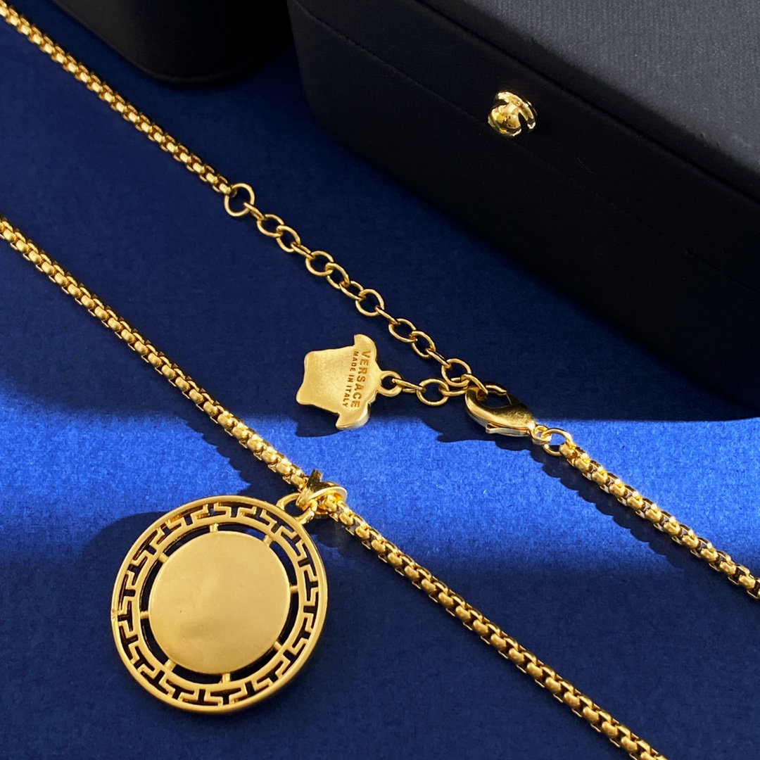 Luxury necklace