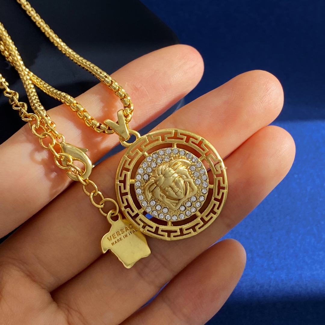 Luxury necklace