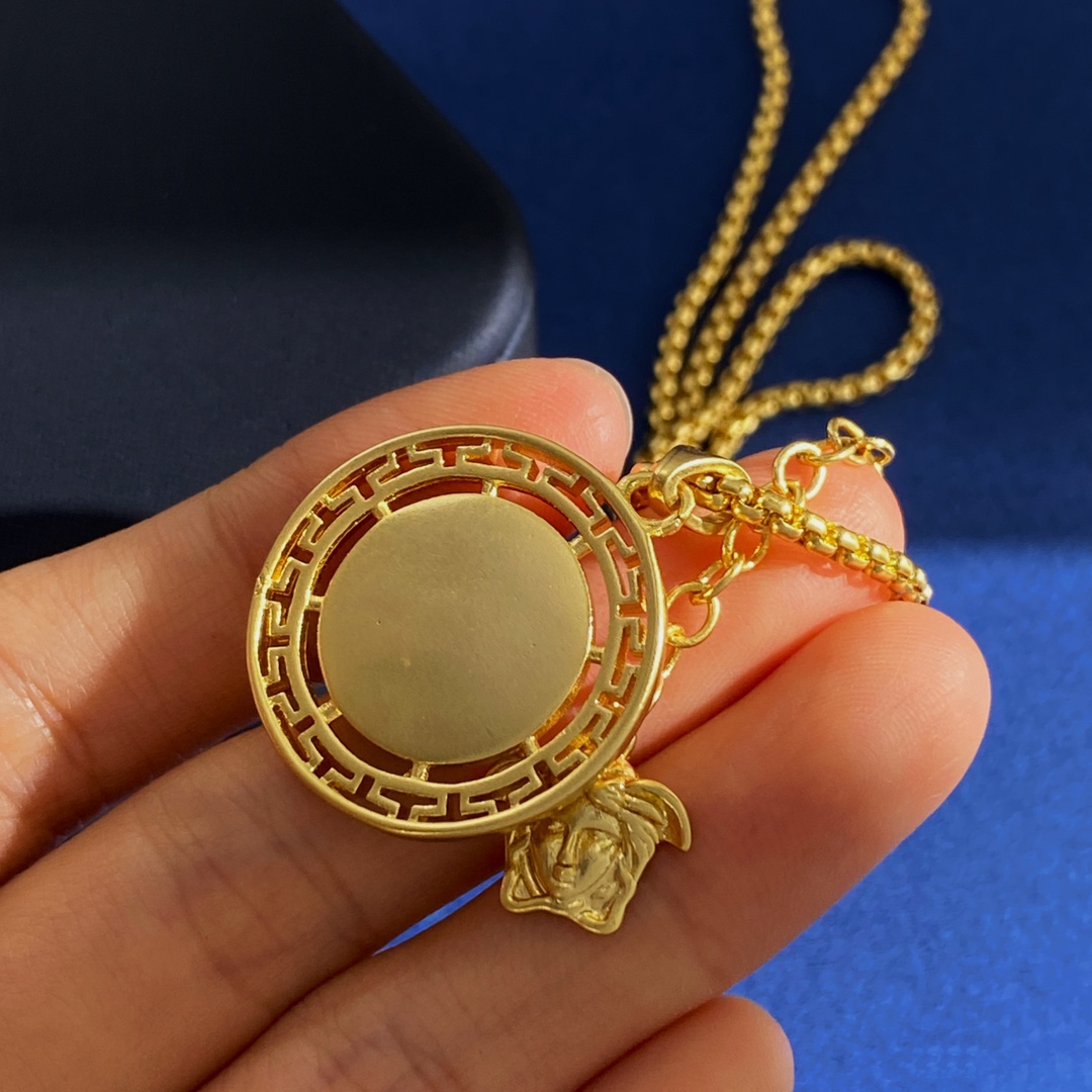 Luxury necklace