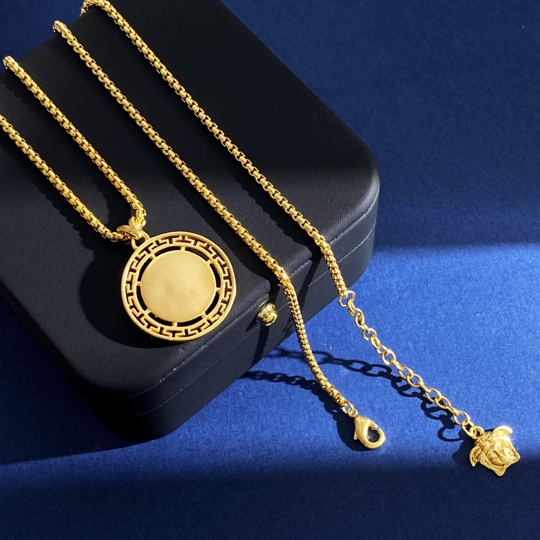 Luxury necklace