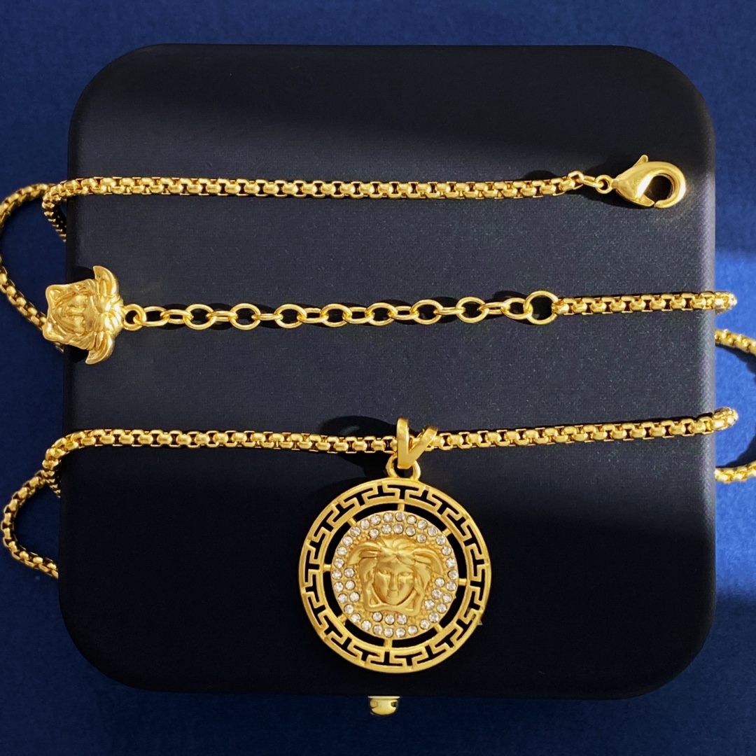 Luxury necklace