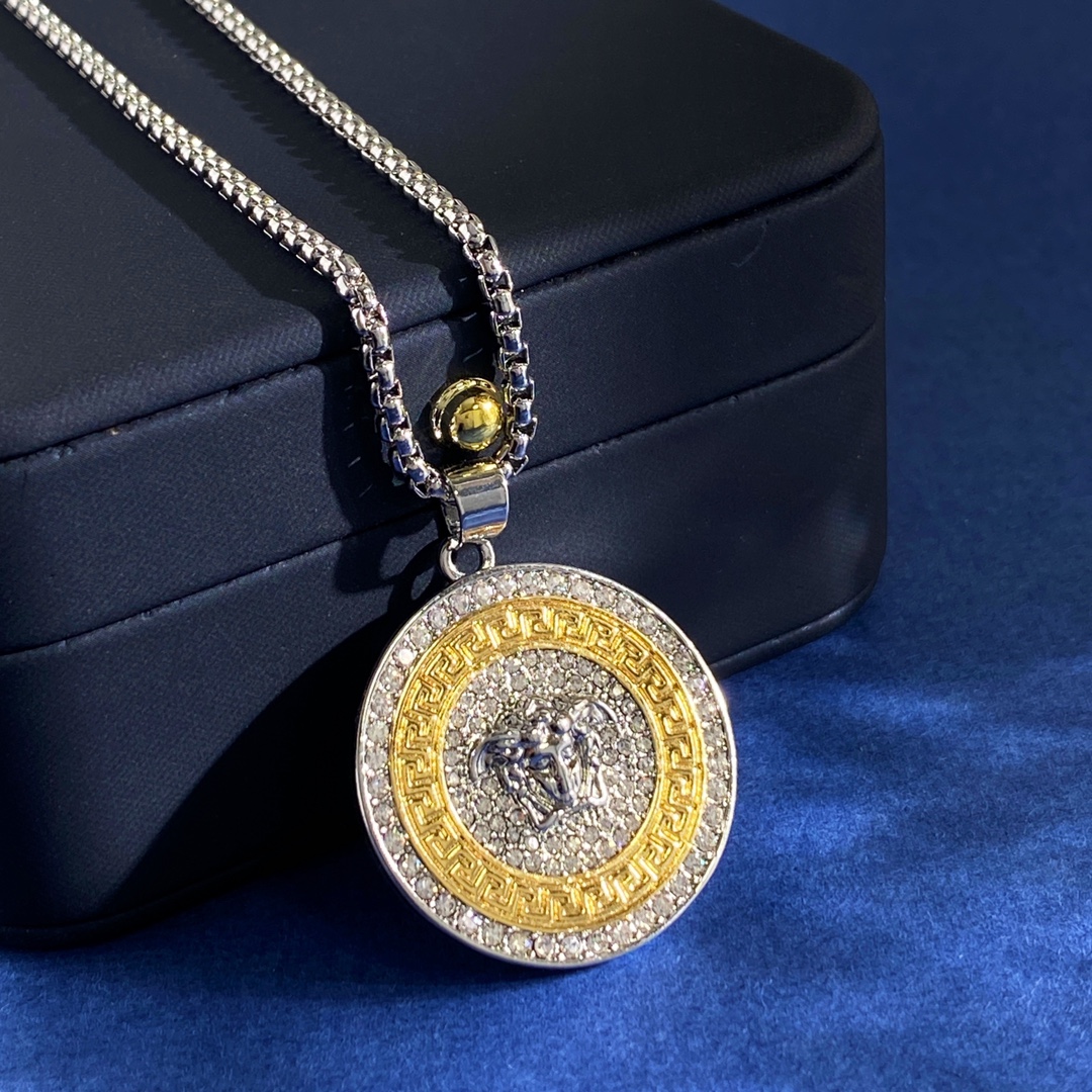 Luxury necklace