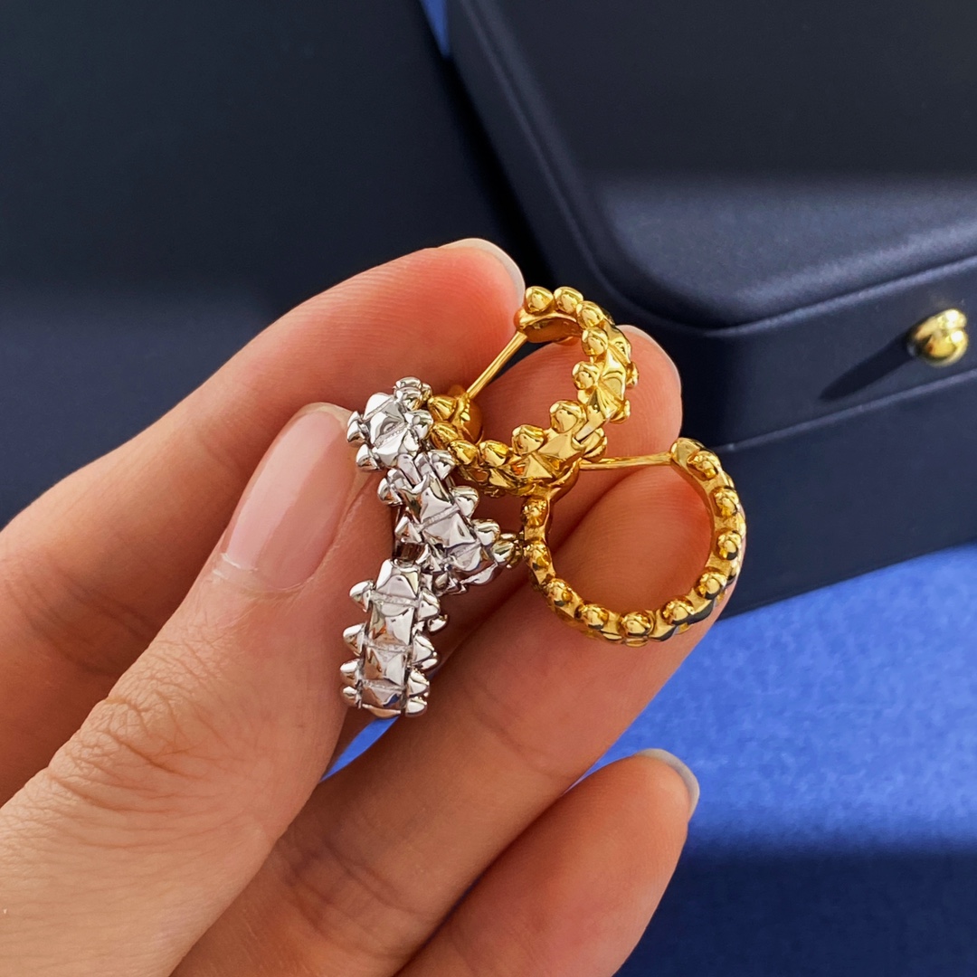 Cartier Clash de Cartier earrings 18k yellow gold 18k white gold 14mm hoop diameter