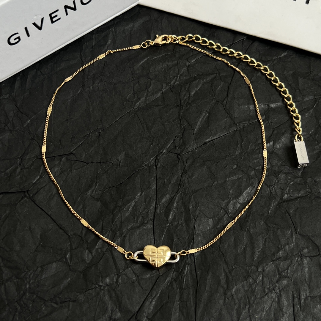 Luxury necklace
