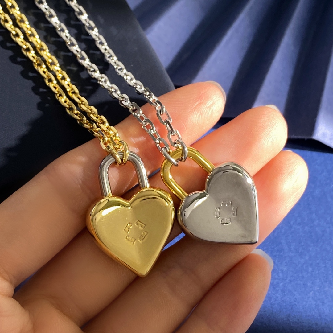 Luxury necklace