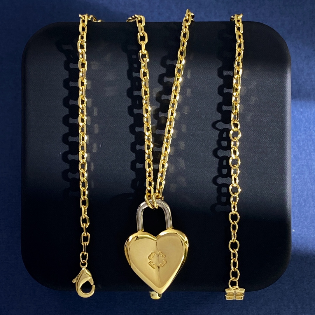 Luxury necklace