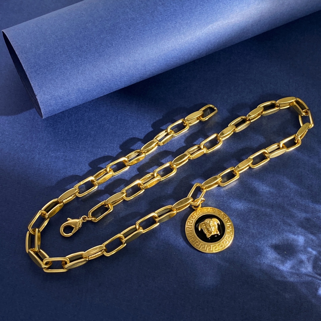 Luxury necklace