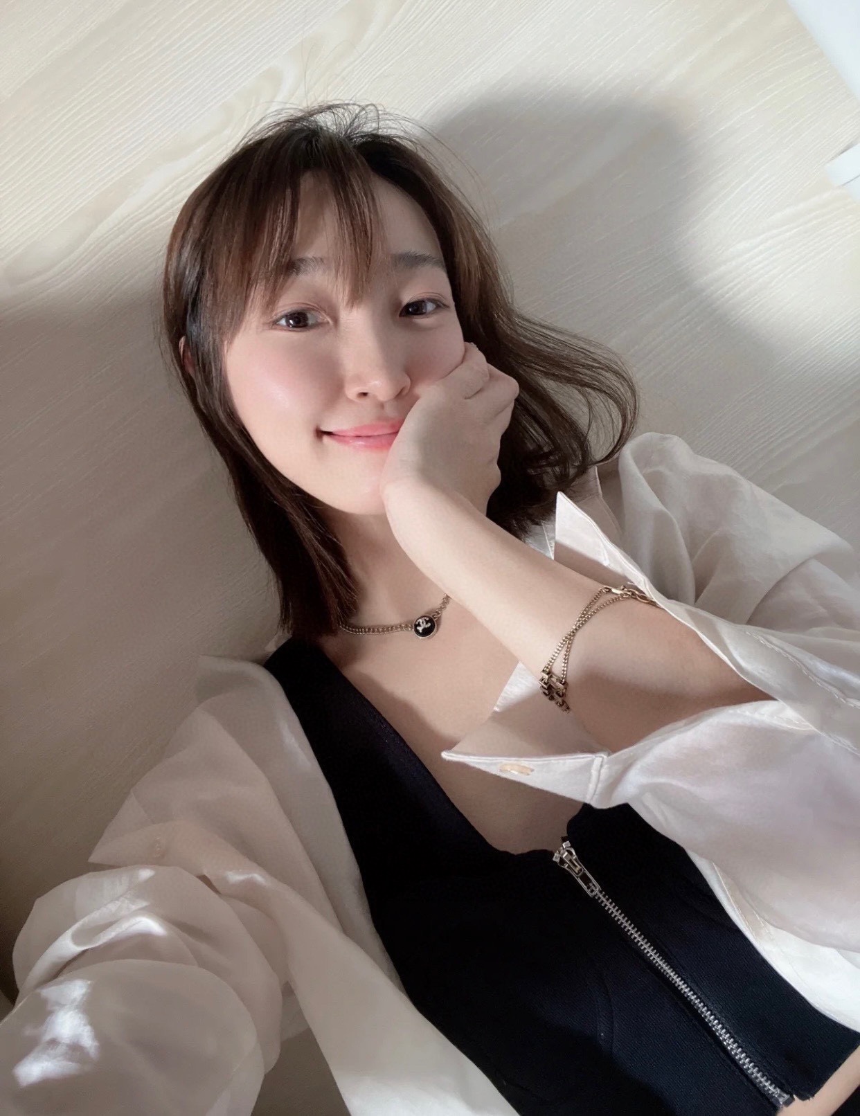 Chanel CC Logo Bijoux Fantaisie Choker necklace Light gold-tone metal black enamel clear crystal accents 40cm with 5cm extender