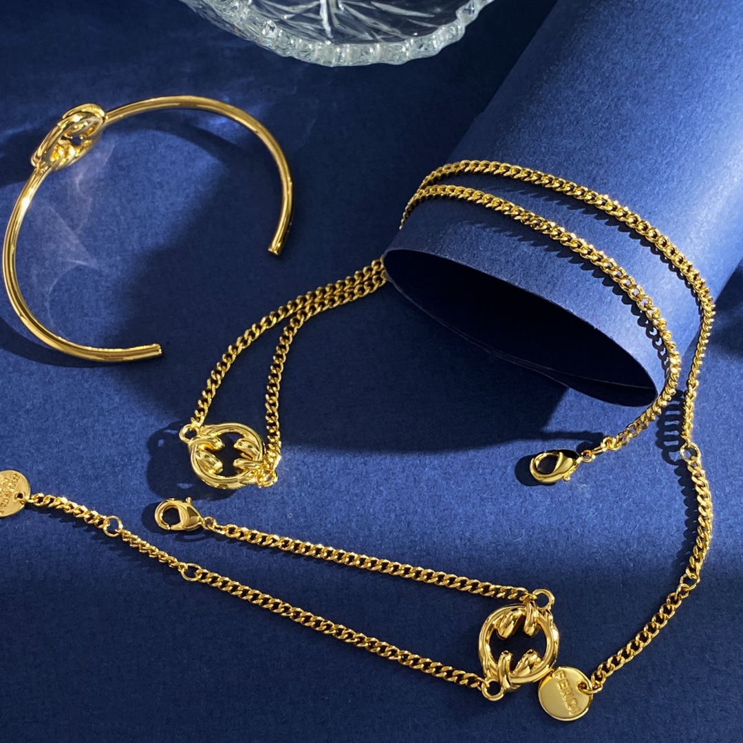 Fendi FD92 bracelet gold 56