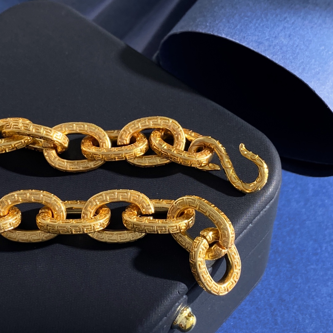 Luxury necklace