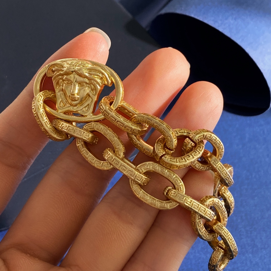 Luxury necklace