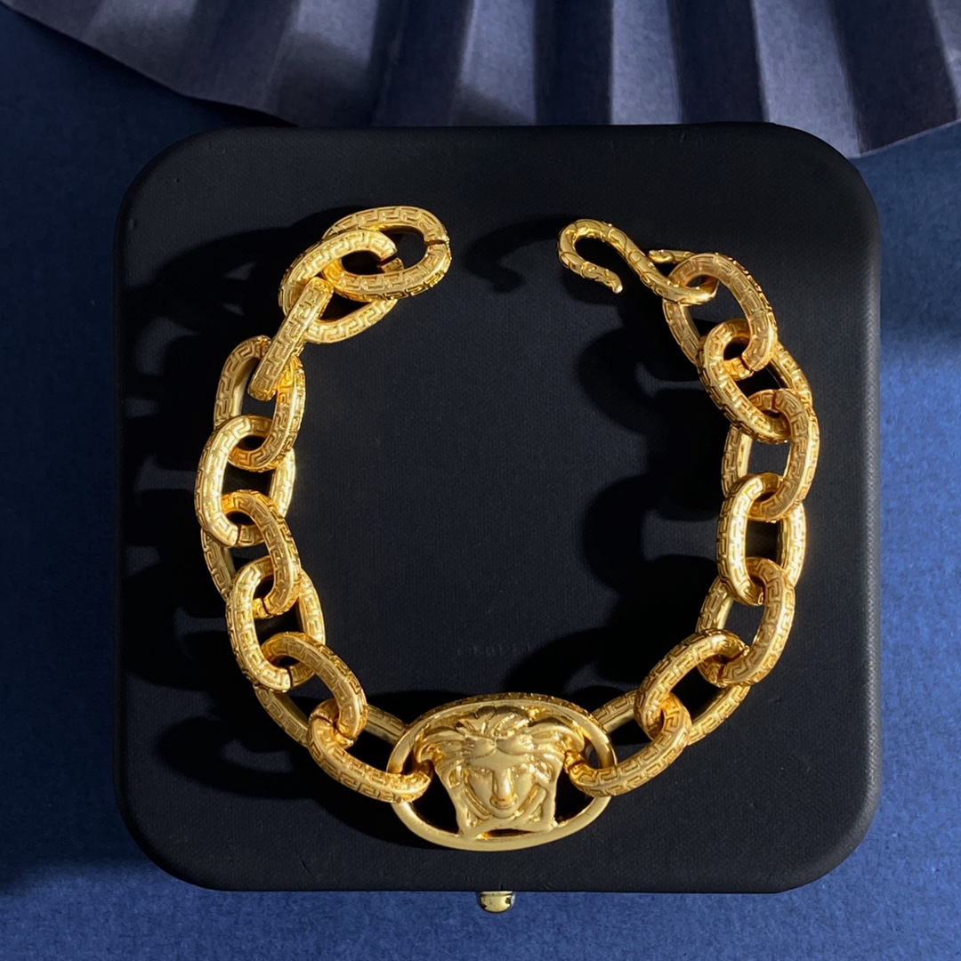 Luxury necklace