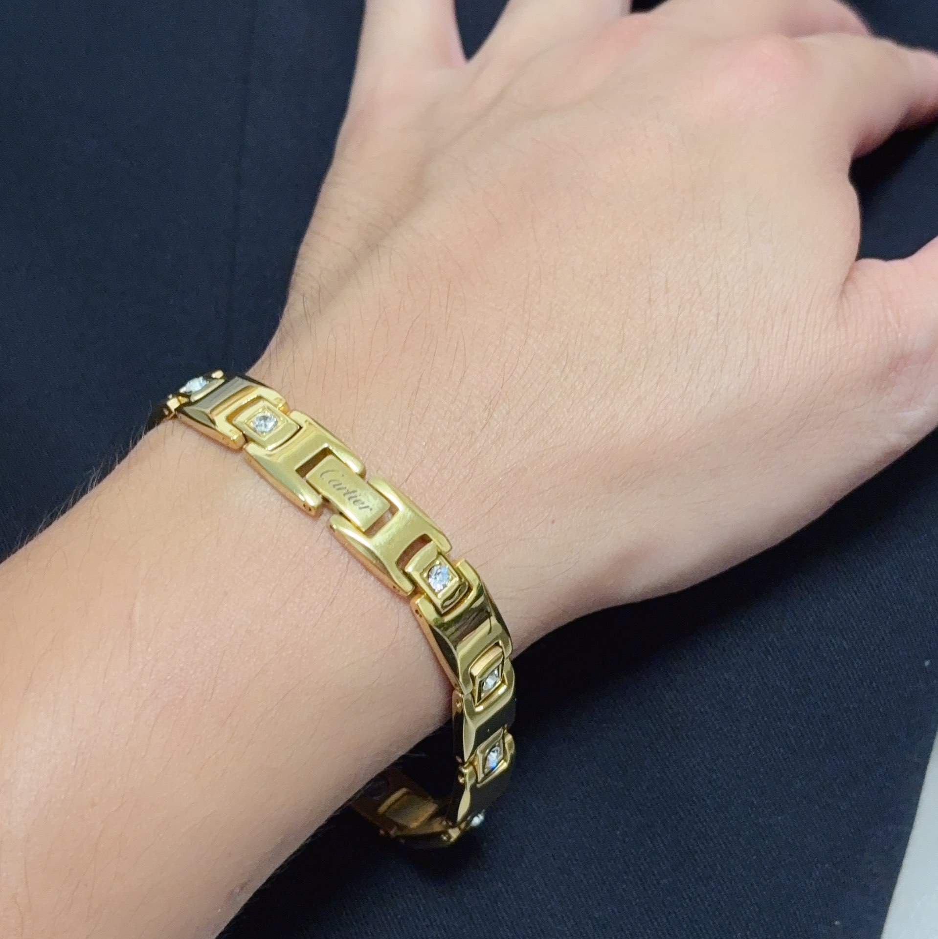 Cartier Maillon Panthere bracelet 14K gold with clear diamond accents 21cm