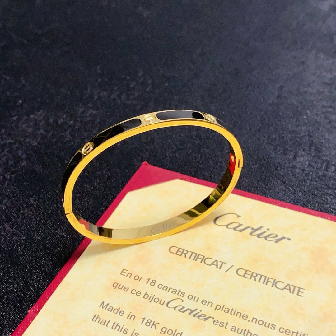Cartier Love bracelet 18k yellow gold with black lacquer inlay 17