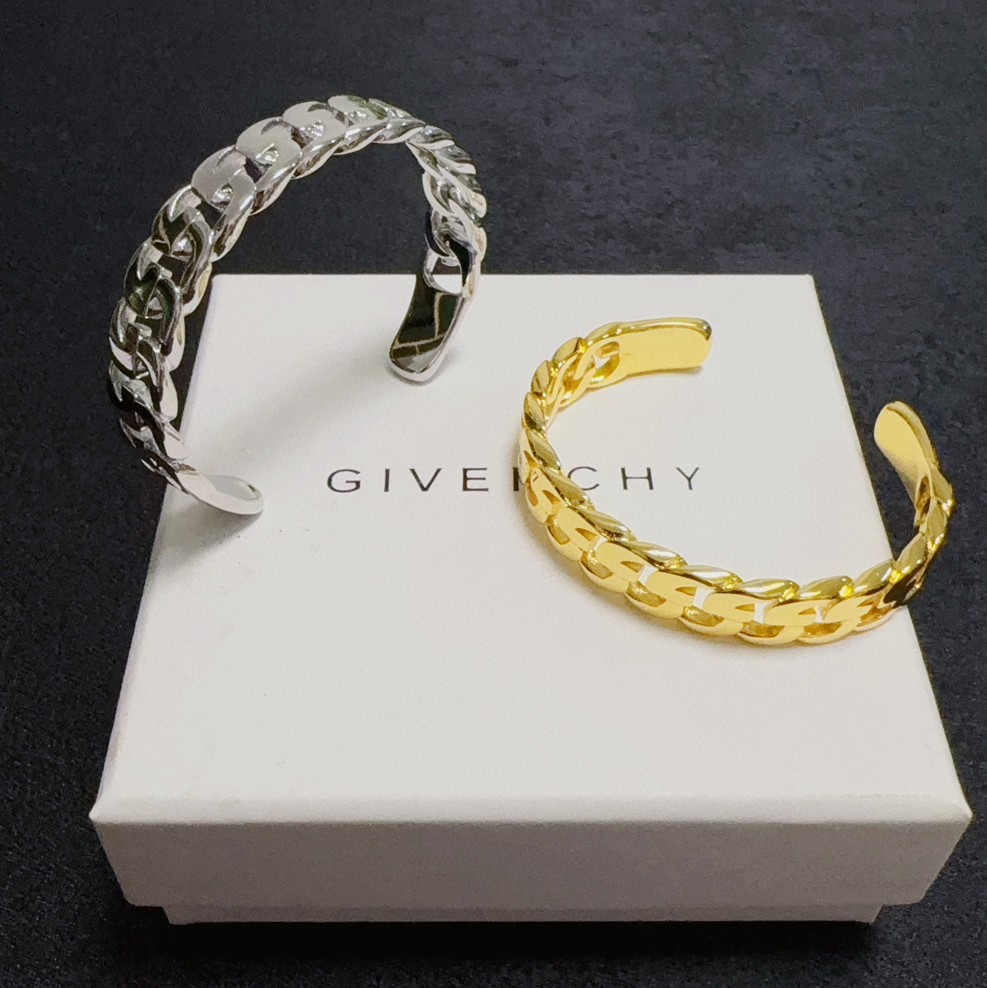 Luxury necklace
