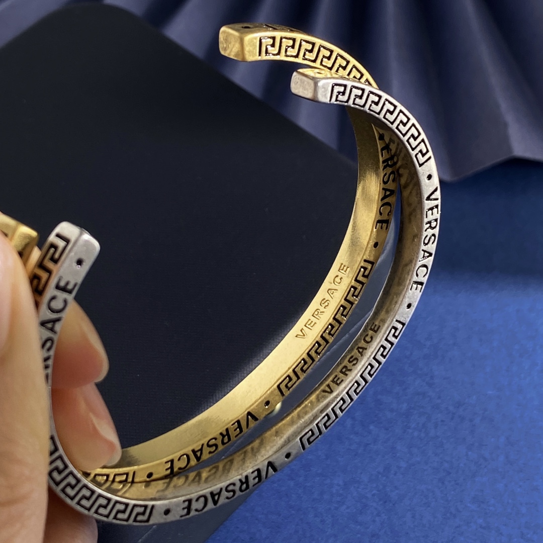 Luxury necklace