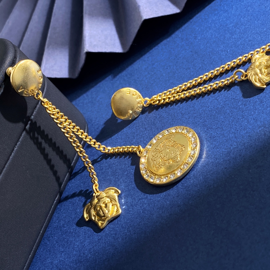 Luxury necklace