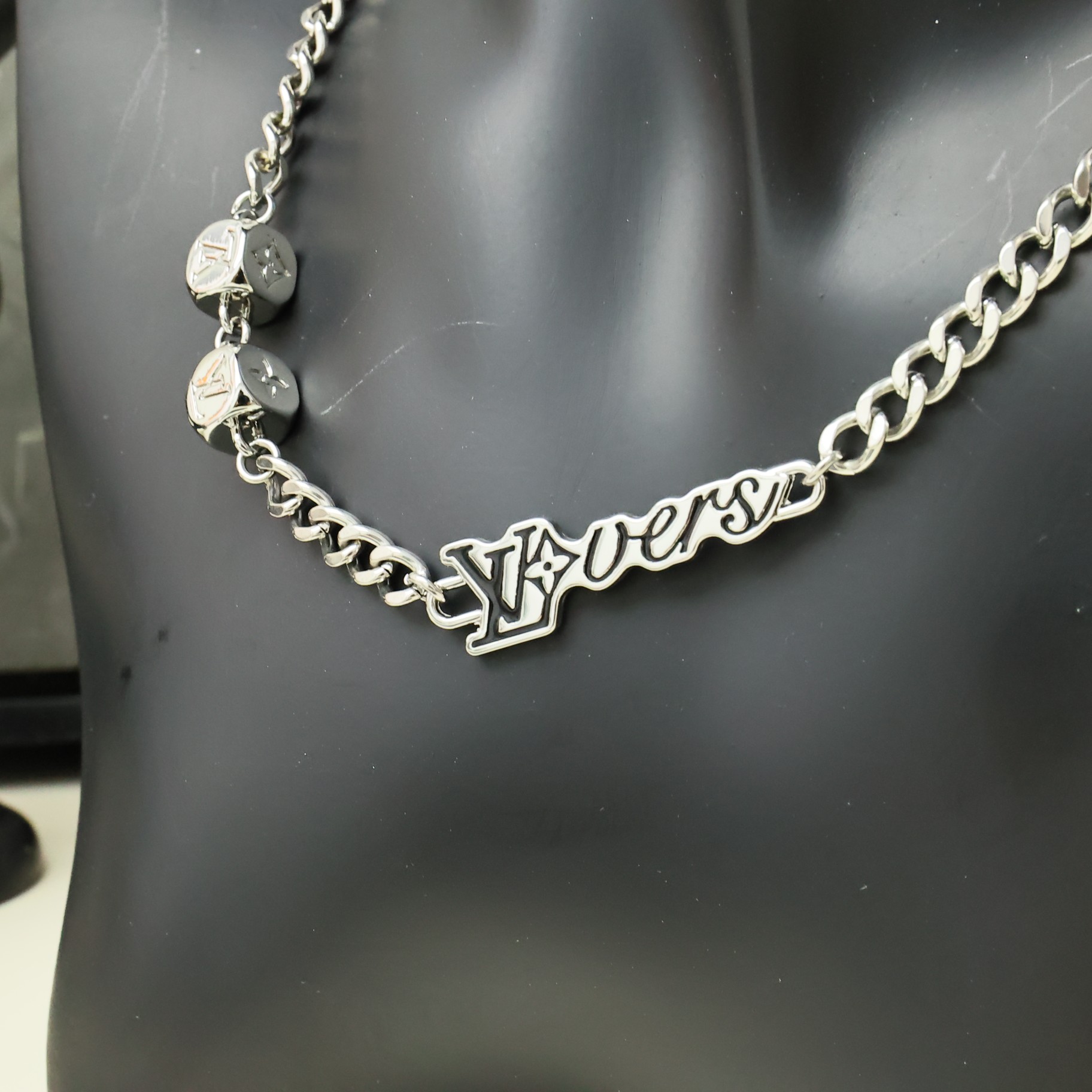 Luxury necklace