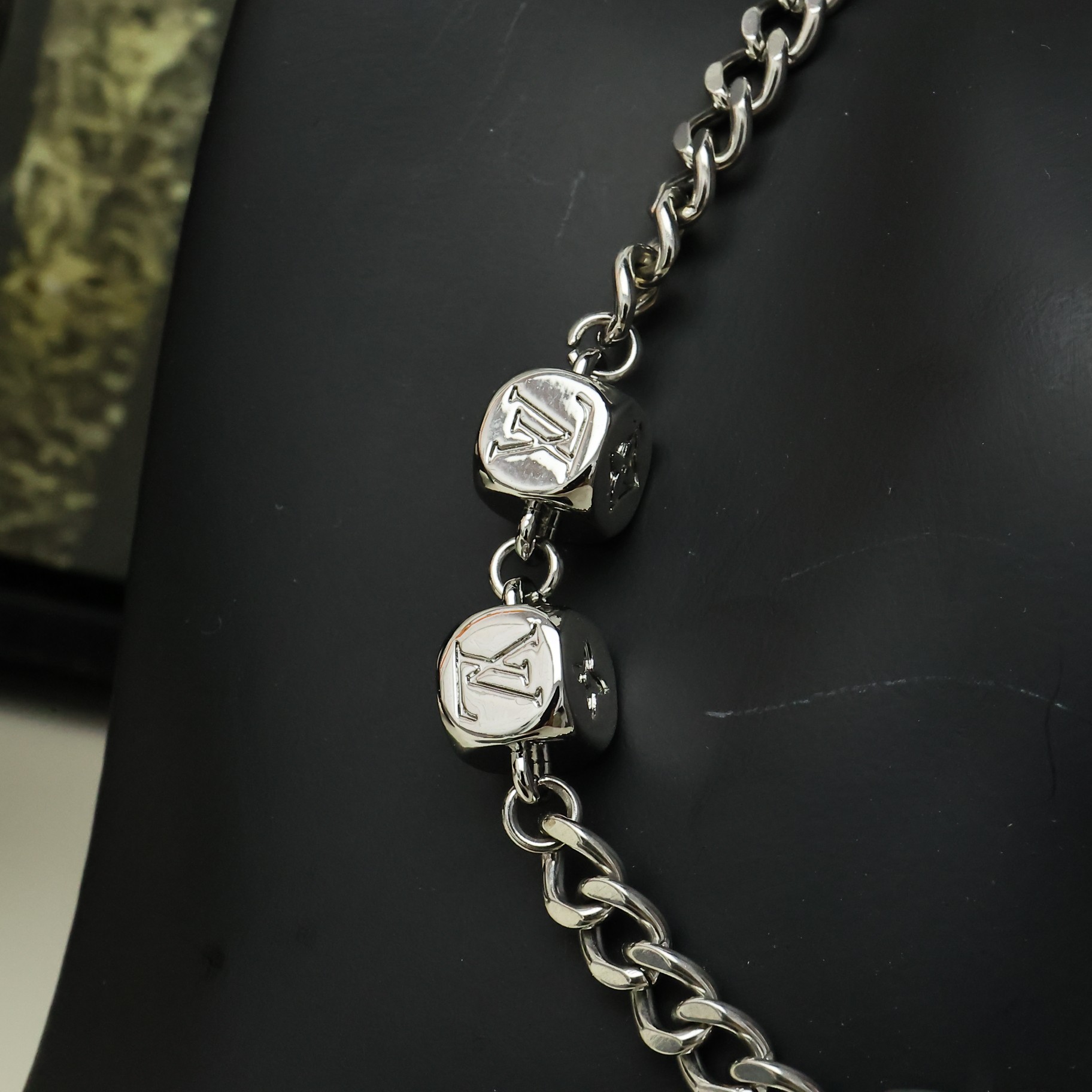 Luxury necklace
