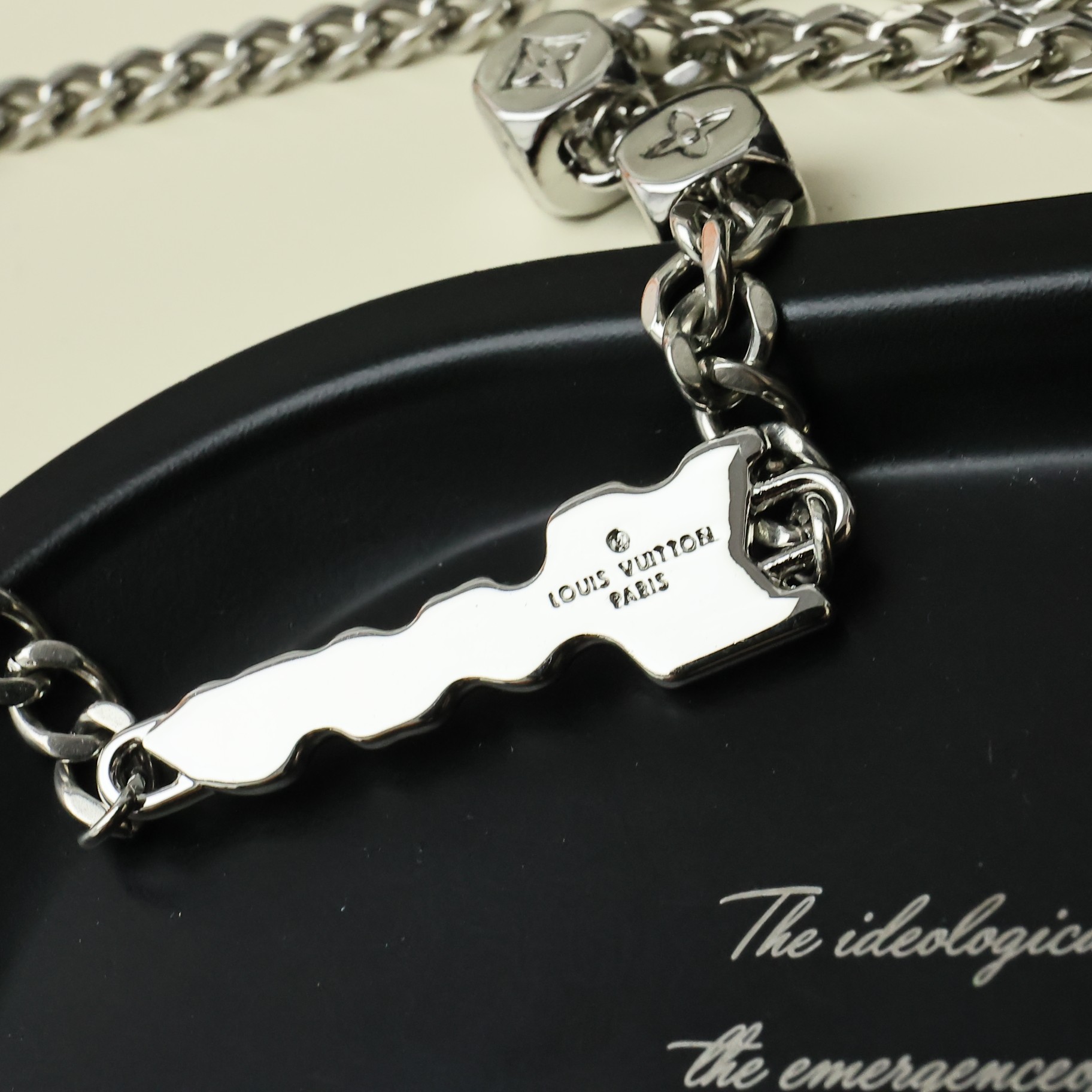 Luxury necklace