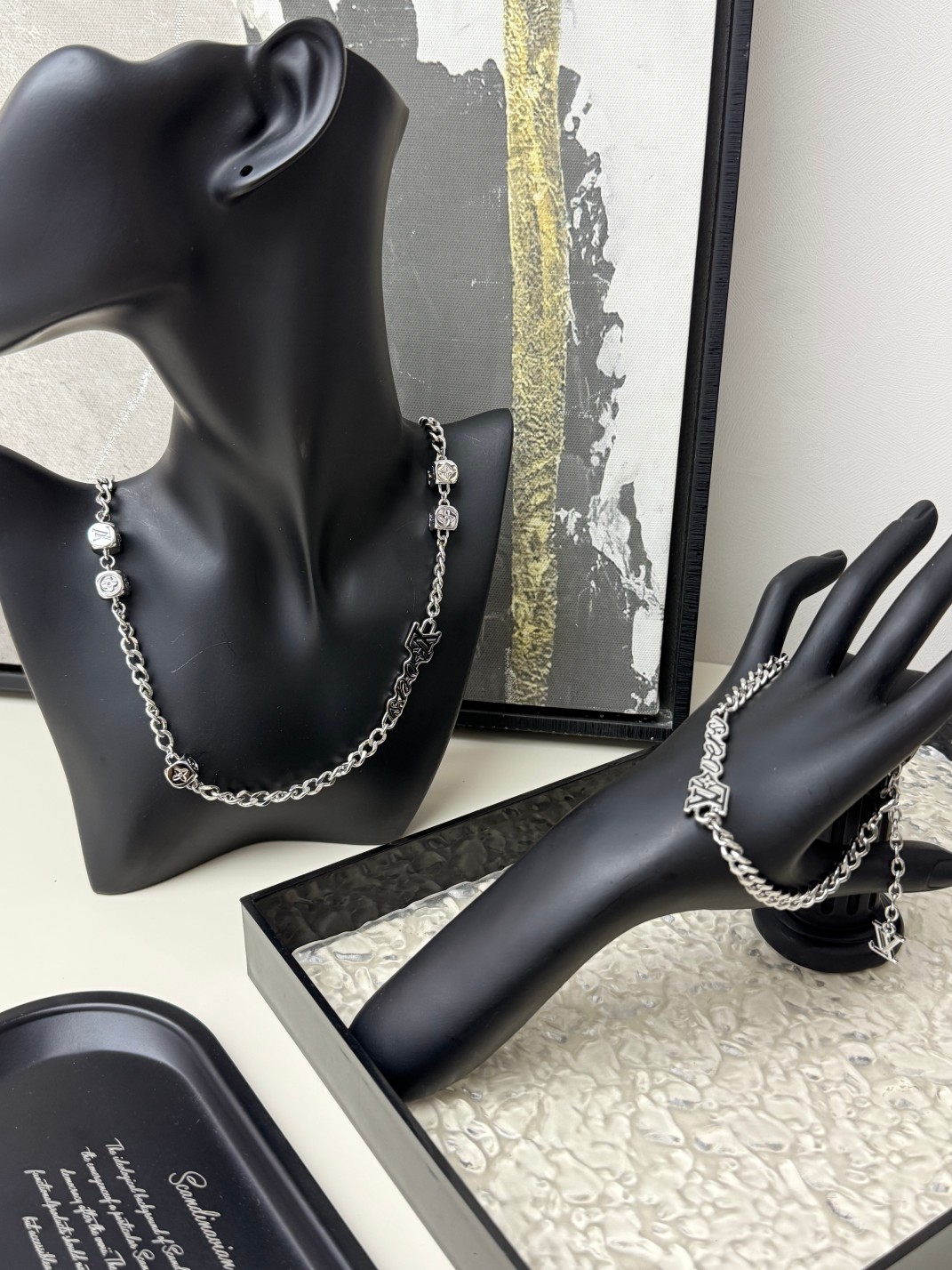 Luxury necklace