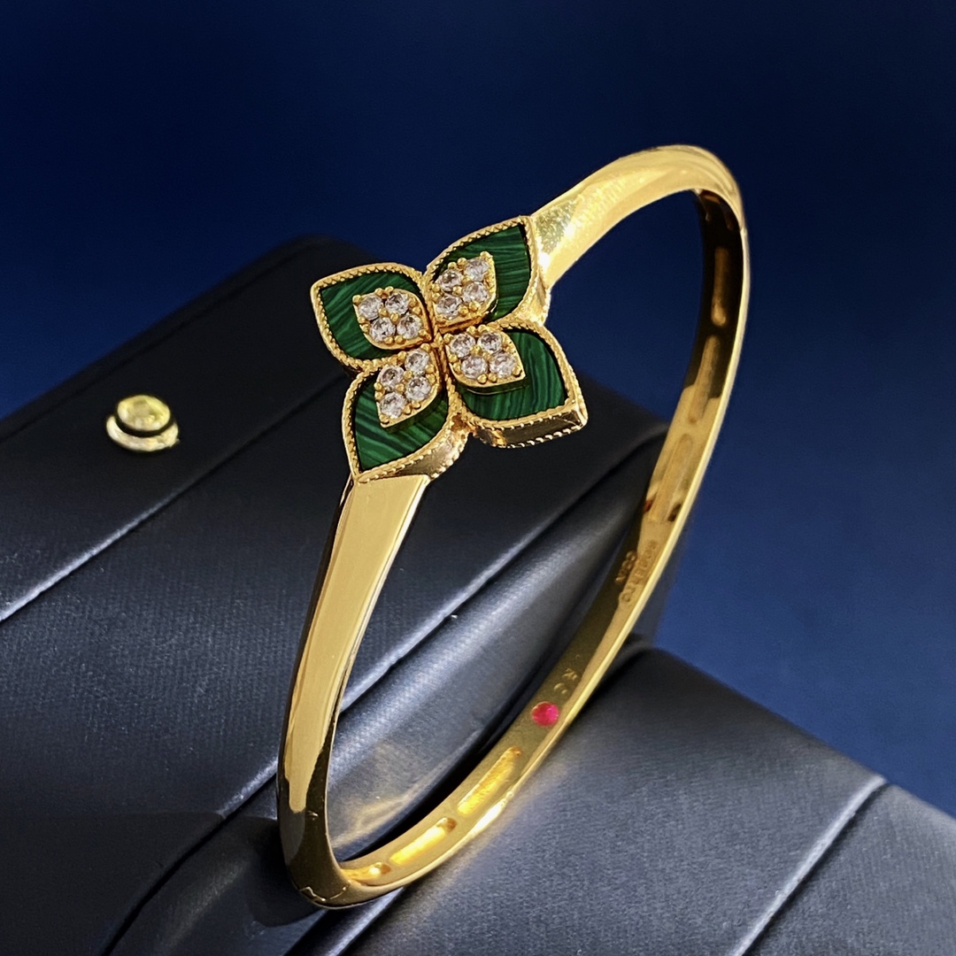 Roberto Coin Love in Verona bracelet Yellow gold with diamond accents assorted enamel blue green white pink black turquoise and mother-of-pearl flower details 17cm