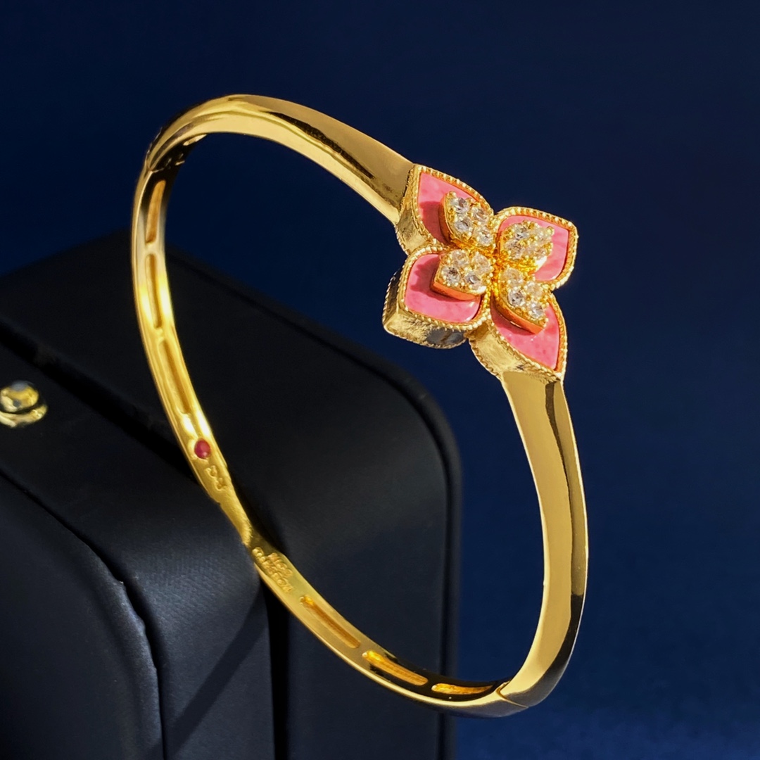 Roberto Coin Love in Verona bracelet Yellow gold with diamond accents assorted enamel blue green white pink black turquoise and mother-of-pearl flower details 17cm