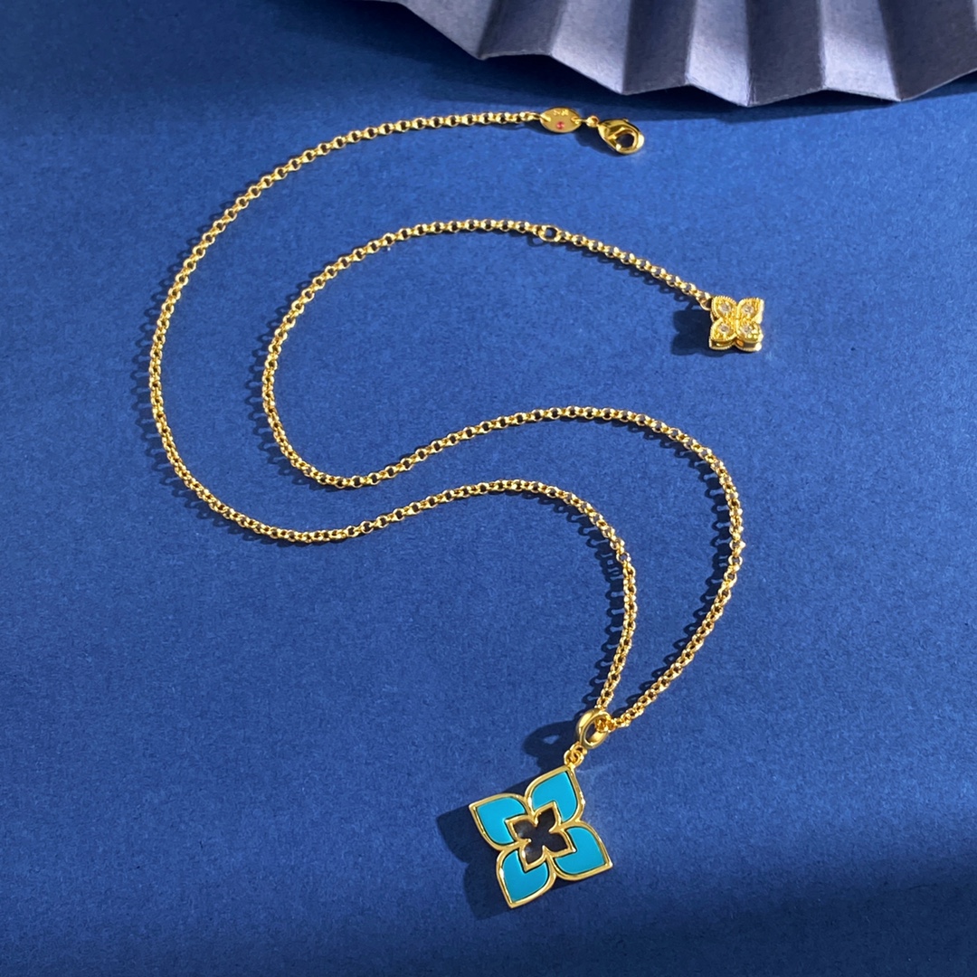 Roberto Coin Love in Verona necklace Yellow gold with black onyx inlay accented with clear diamond on the extension charm 42cm with 5cm extender