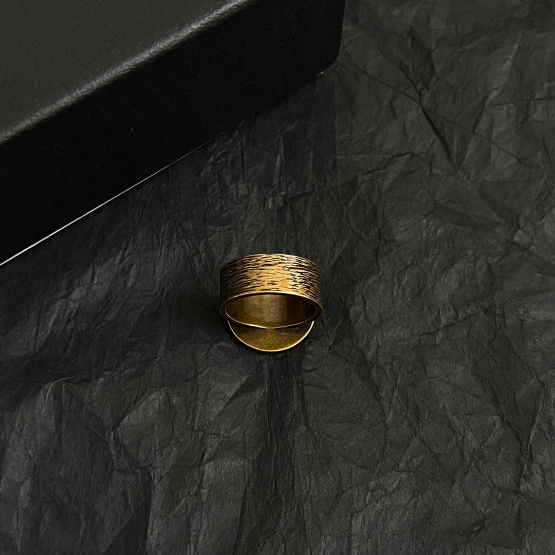 Chanel CC Logo Paris Medallion Signet Ring ring Antique gold-tone metal with black enamel detailing US 7