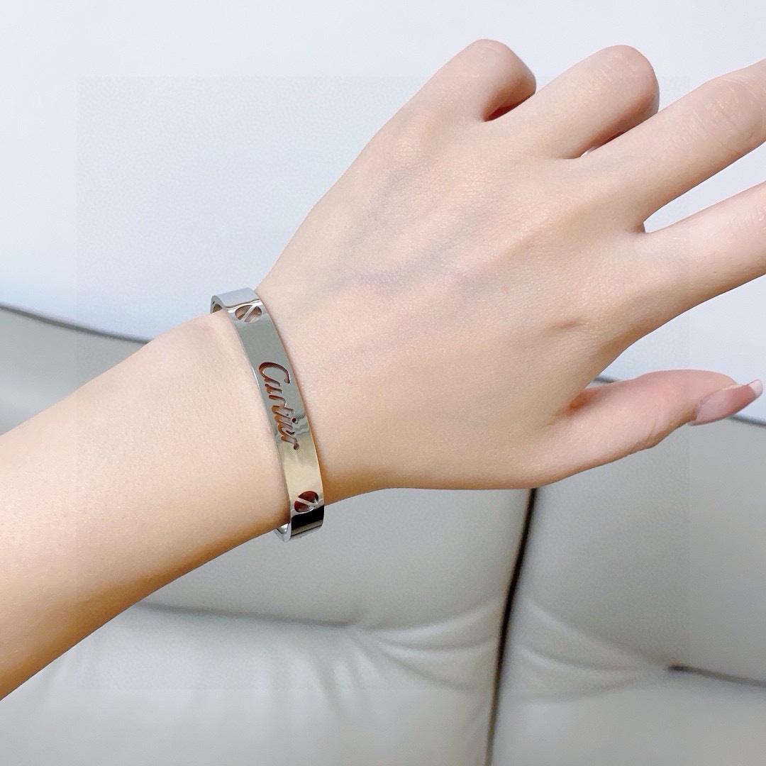 Cartier Love Script Logo Cuff Bracelet bracelet 18k yellow gold 18k white gold no gemstones 17cm