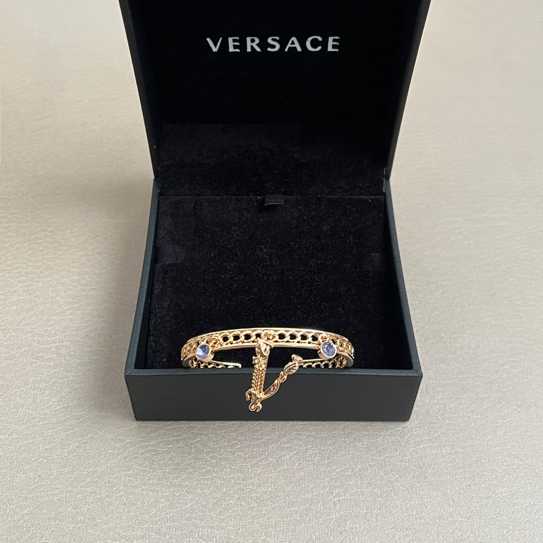Luxury necklace