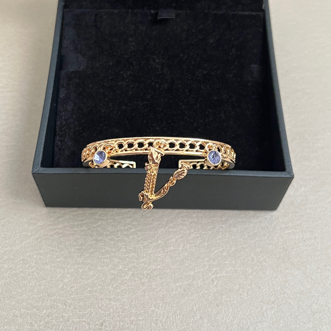 Luxury necklace