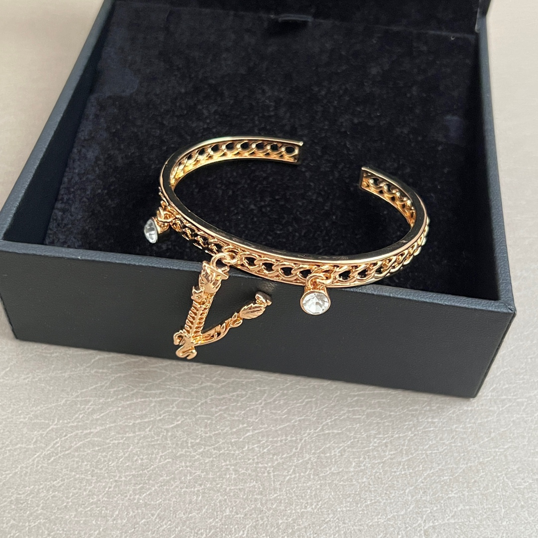 Luxury necklace