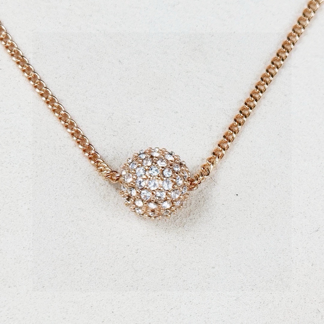 Luxury necklace rose gold