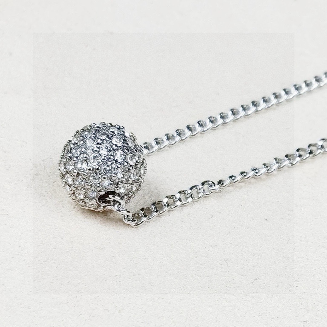 Luxury necklace platinum