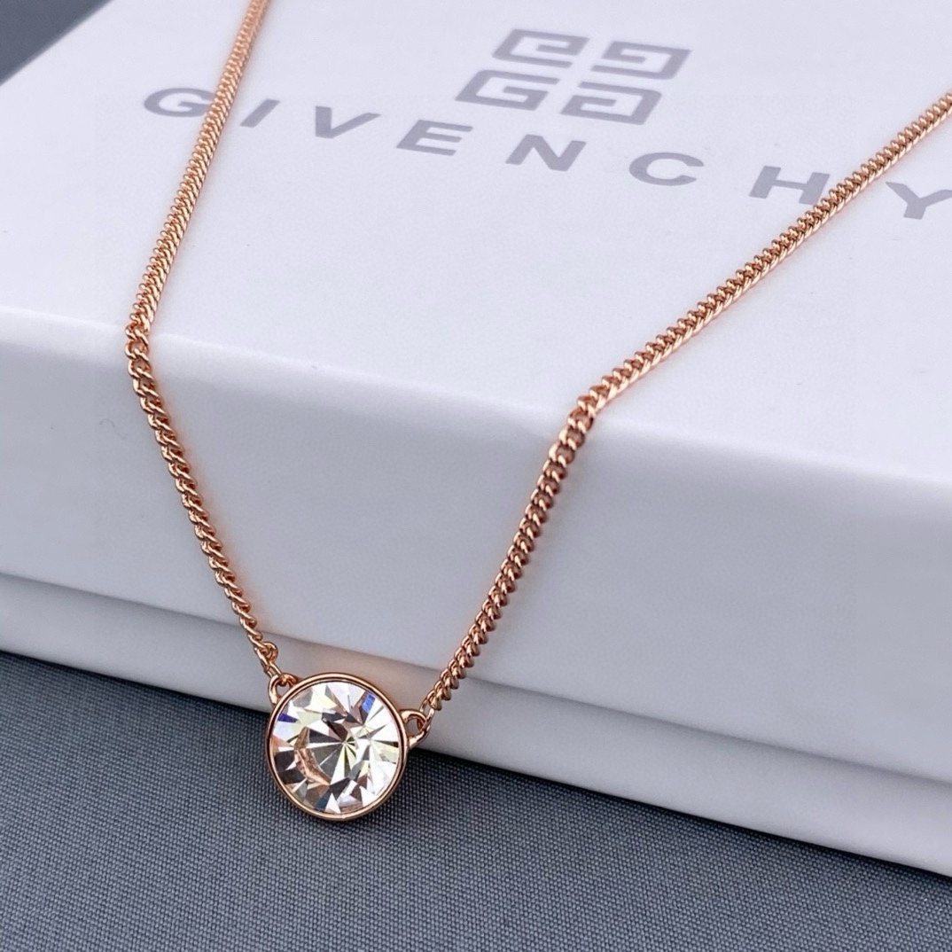 Luxury necklace