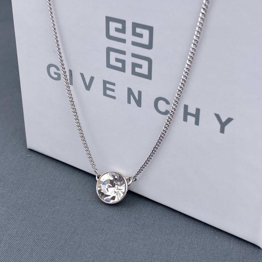 Luxury necklace
