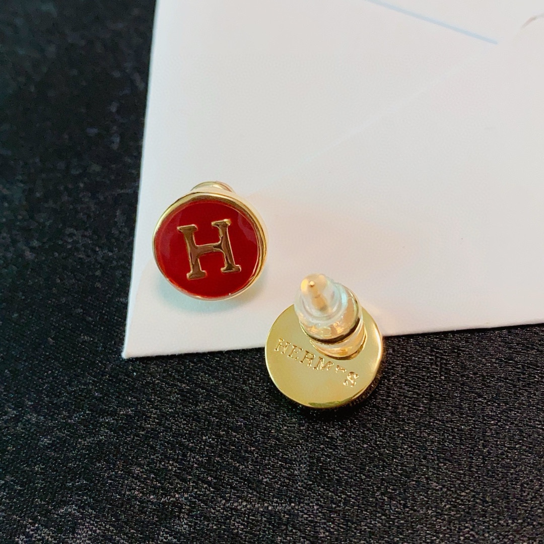 Orecchini Hermes H Logo Round Stud orecchini in metallo color oro con smalto rosso diametro 12 mm