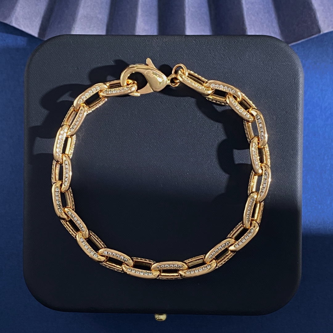 Cartier Santos de Cartier Chain Bracelet bracelet 18k white gold with clear diamond accents 18k yellow gold with clear diamond accents 18k rose gold with clear diamond accents 7 5 inches