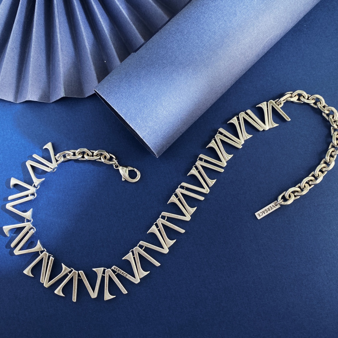 Luxury necklace